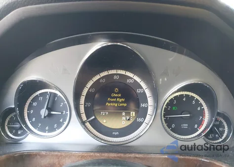 2012 Mercedes-Benz E 350 z USA, uszkodzony, nr VIN WDDHF5KB2CA569451